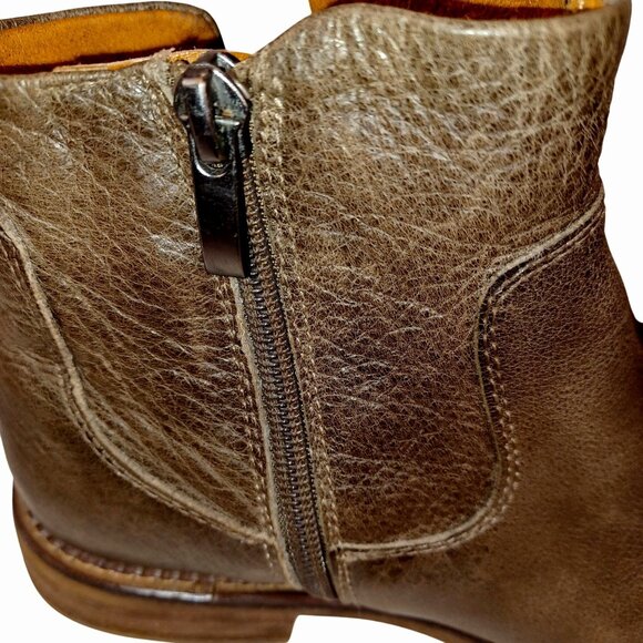 Franco Sarto Chelsea Boot Side Zip Taupe Block Flat Womens Leather Shoe Size 7.5 - Picture 11 of 11